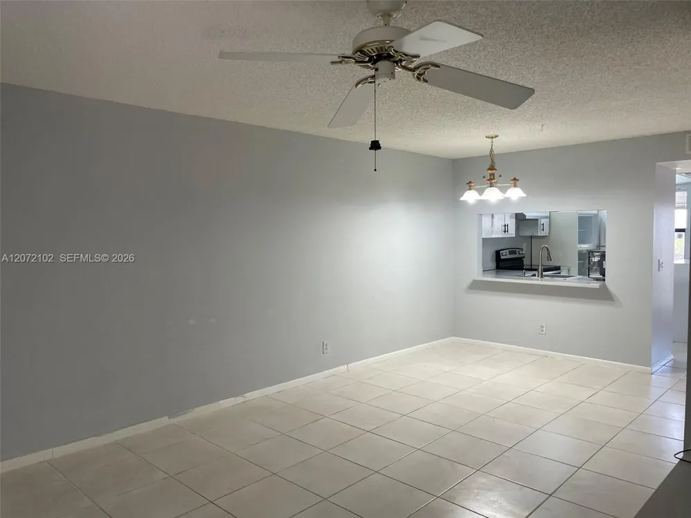 2711 NW 104th Ave #404 Sunrise, FL 33322