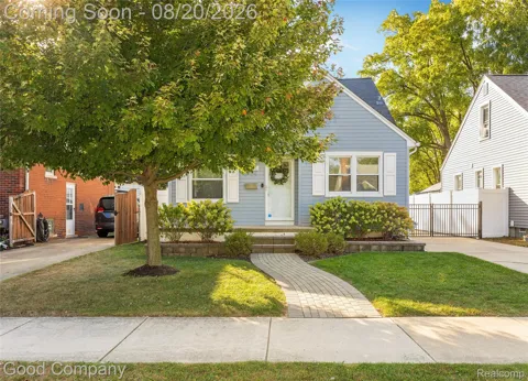 1701 Altadena Avenue
