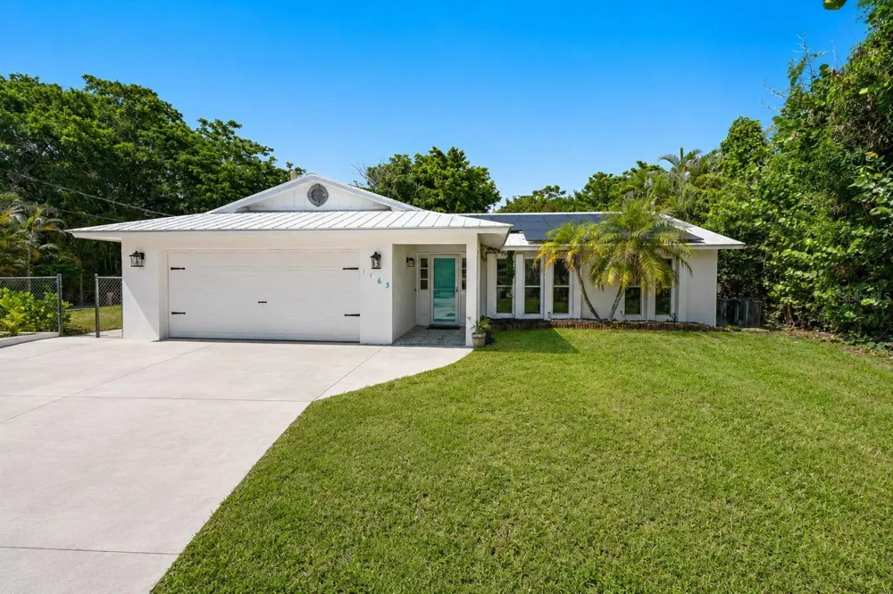 1163 NW 16TH PLACE Stuart, FL 34994