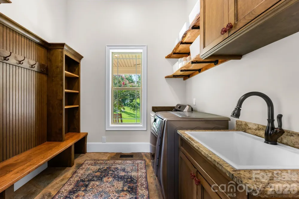 6334 Long Island Road Catawba, NC 28609