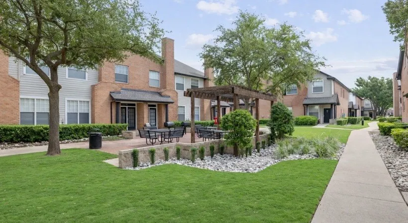 6201 Chapel Hill Boulevard #914 Plano, TX 75093