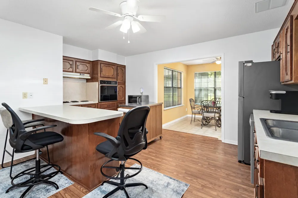 806 E Wildwood Drive Village Mills, TX 77663