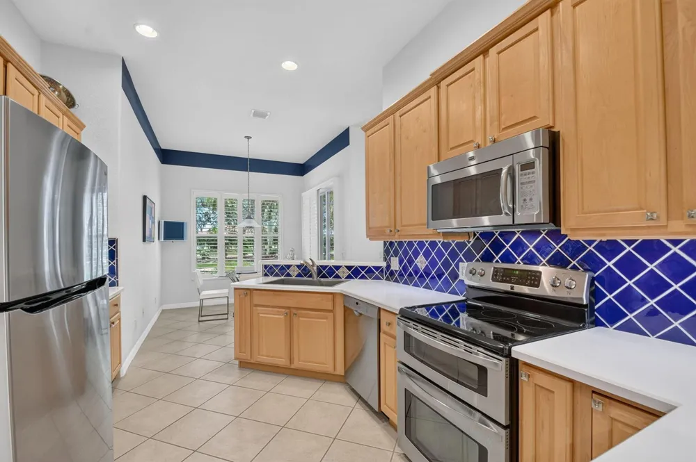 9574 LANTERN BAY CIRCLE West Palm Beach, FL 33411