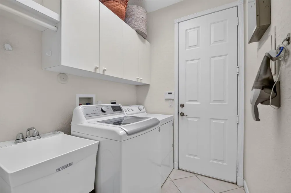 9574 LANTERN BAY CIRCLE West Palm Beach, FL 33411