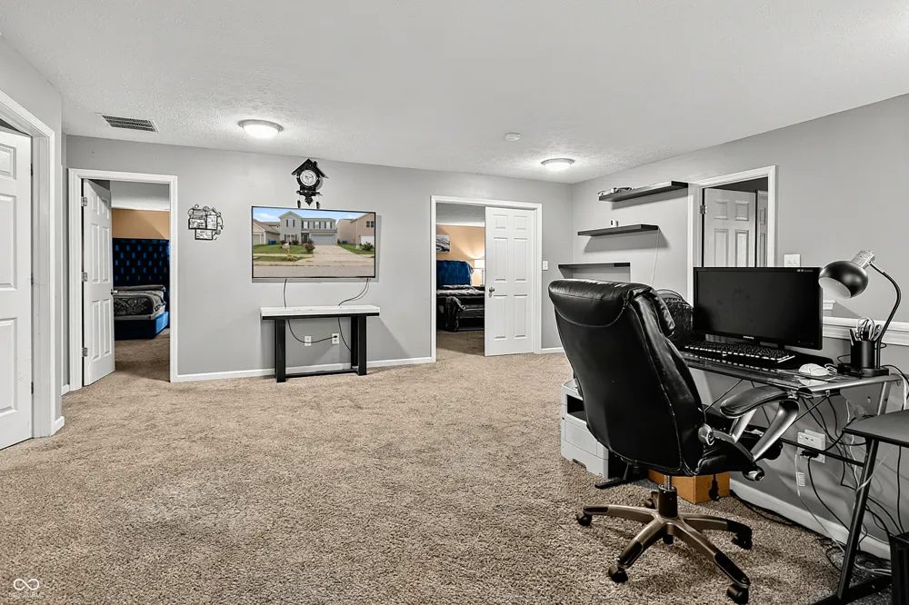 15108 Royal Grove Drive Noblesville, IN 46060