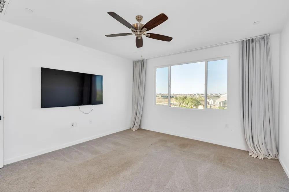 1240 Atlantica Drive S Madera, CA 93636