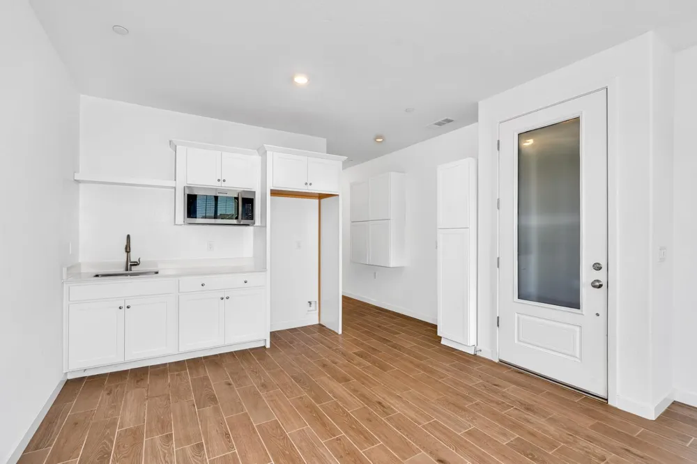 1240 Atlantica Drive S Madera, CA 93636