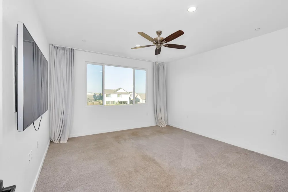 1240 Atlantica Drive S Madera, CA 93636