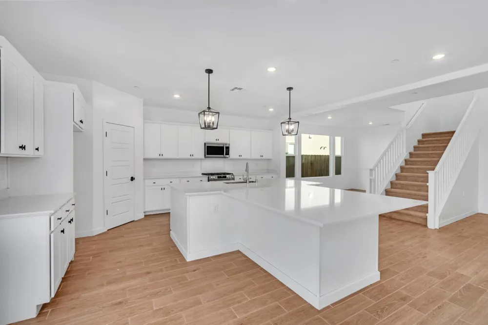 1240 Atlantica Drive S Madera, CA 93636