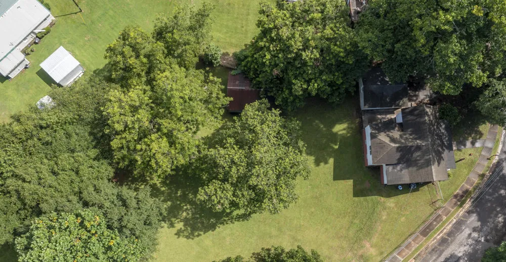 11 North Street Manchester, GA 31816