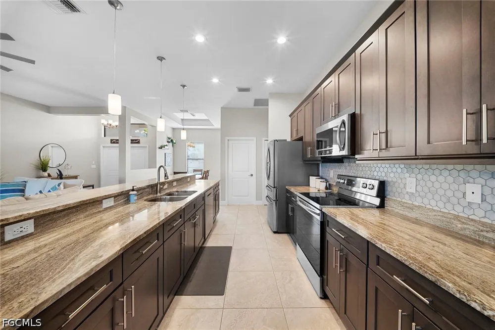 SW 11th Place Cape Coral, FL 33914