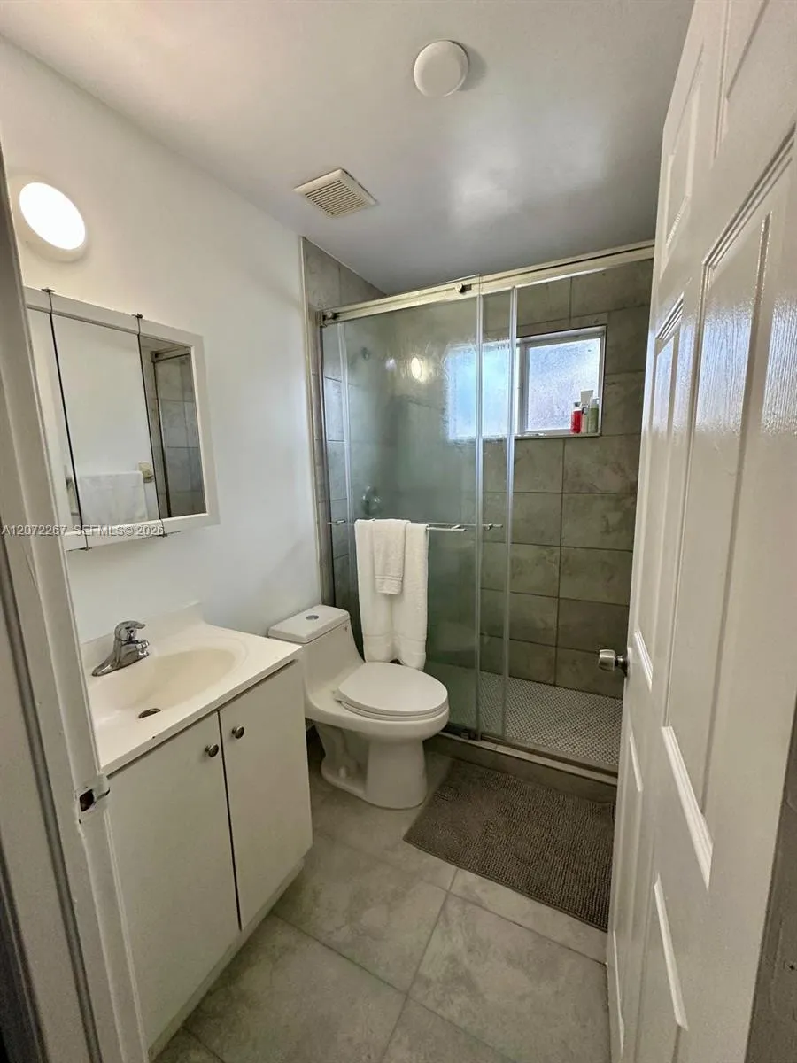 3015 NW 132nd Ter #2 Opa-Locka, FL 33054