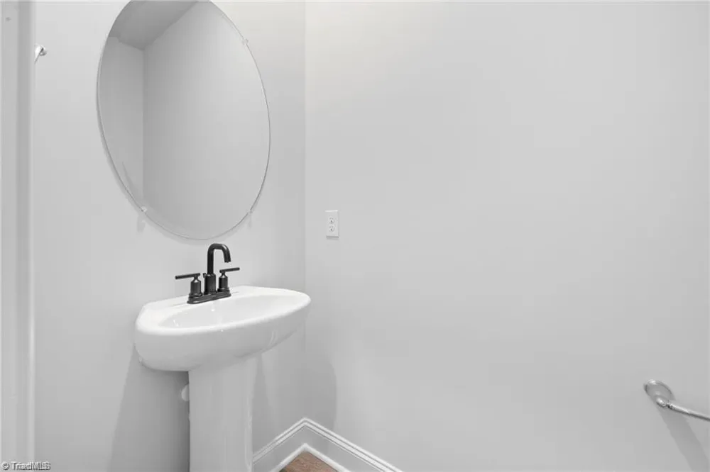 1096 University Drive #C1 Burlington, NC 27215
