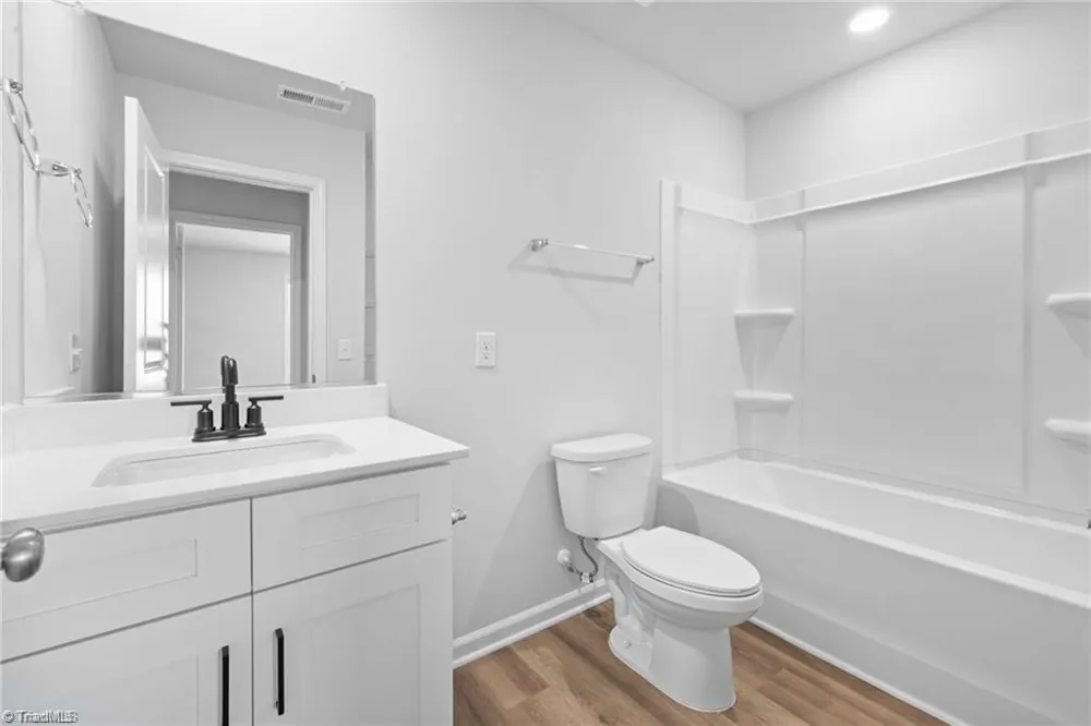 1096 University Drive #C1 Burlington, NC 27215