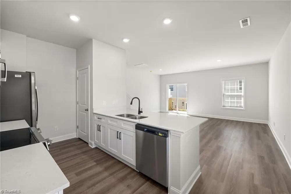 1096 University Drive #C1 Burlington, NC 27215