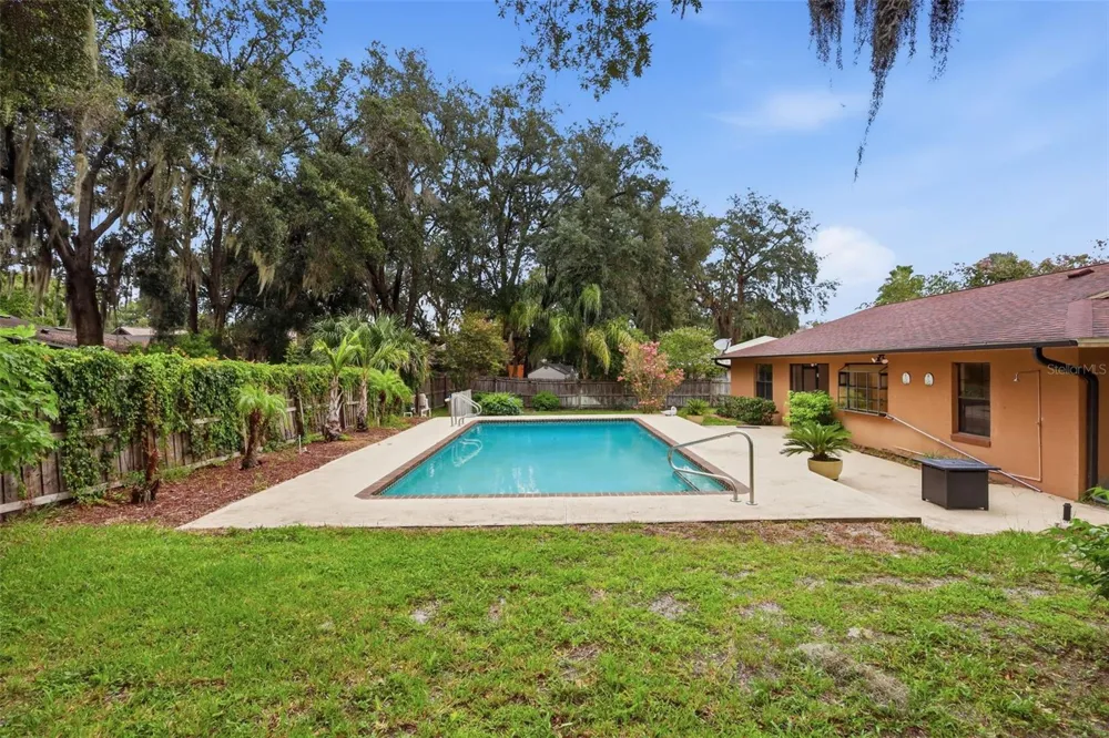 226 COUNCIL BLUFFS DRIVE Deltona, FL 32725