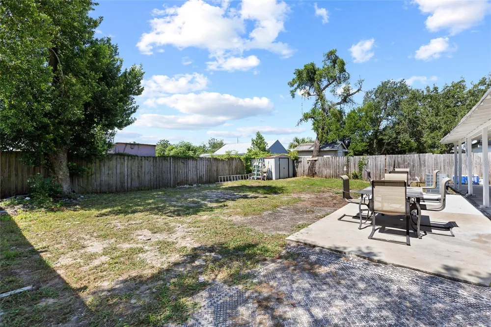 2313 E 111TH AVE Tampa, FL 33612