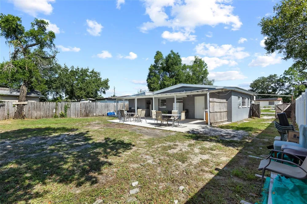 2313 E 111TH AVE Tampa, FL 33612