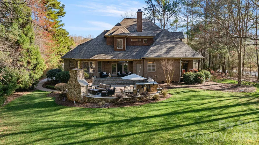 2379 Metcalf Drive Sherrills Ford, NC 28673