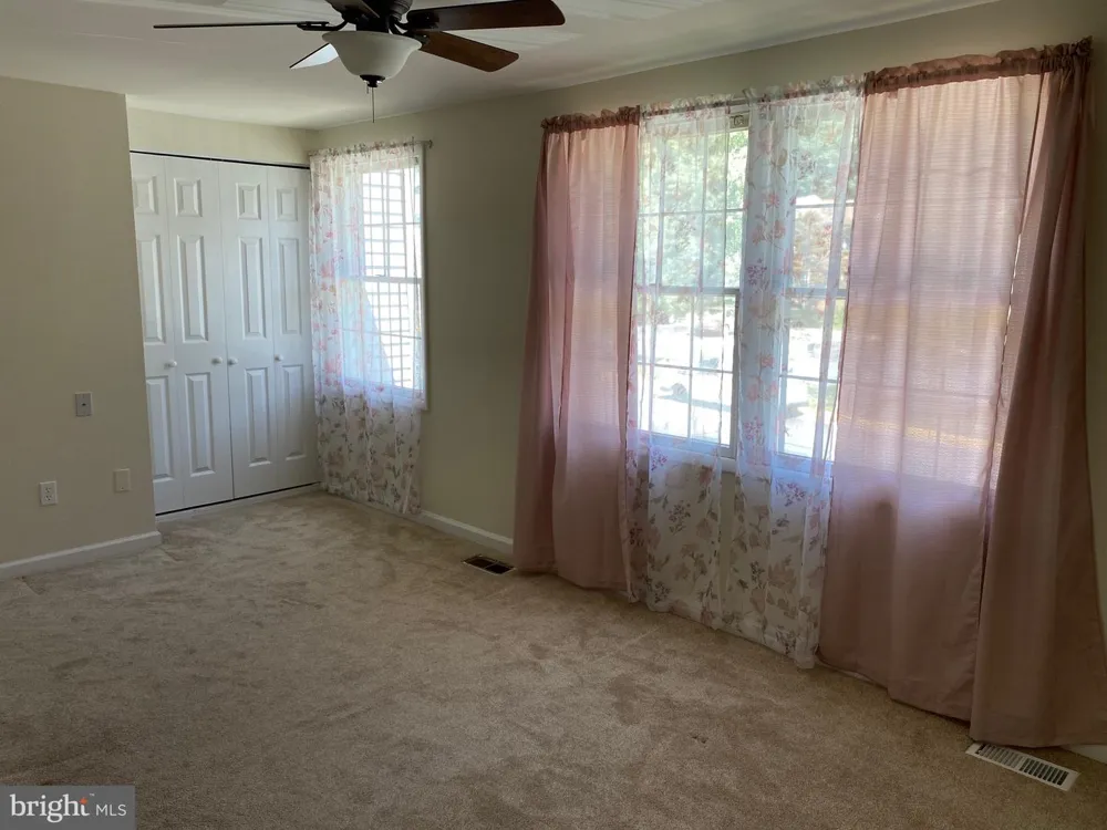 8122 PARKDALE COURT Springfield, VA 22153
