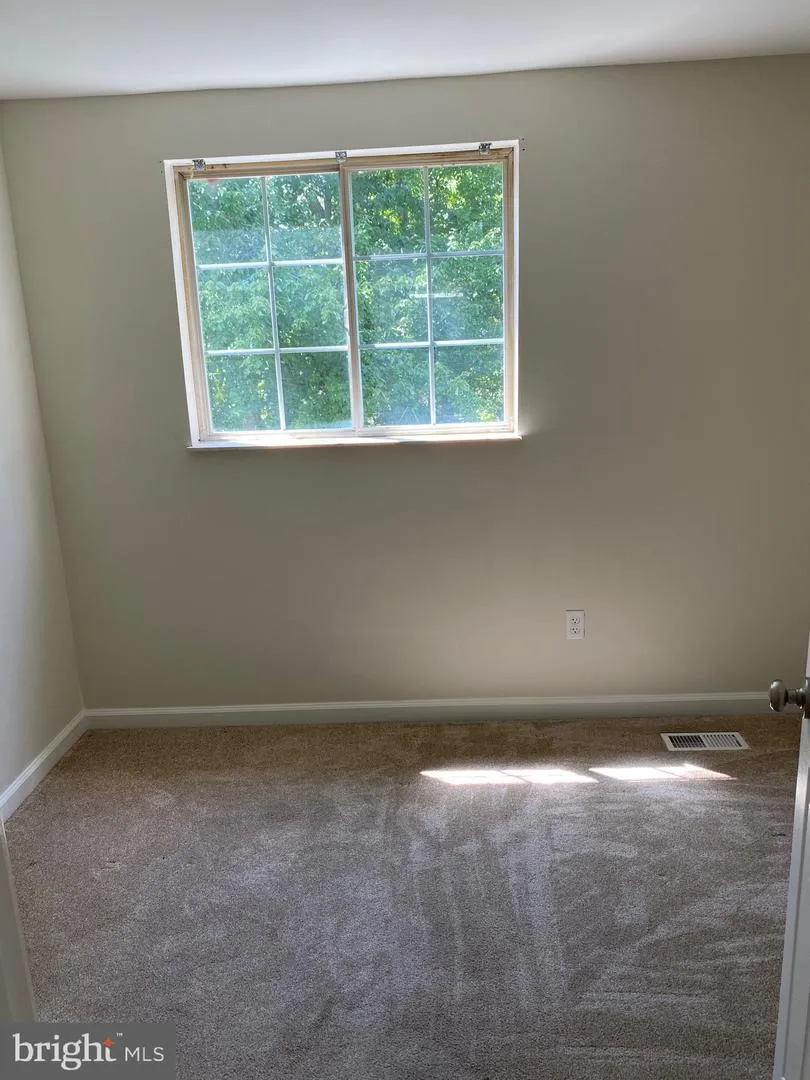 8122 PARKDALE COURT Springfield, VA 22153