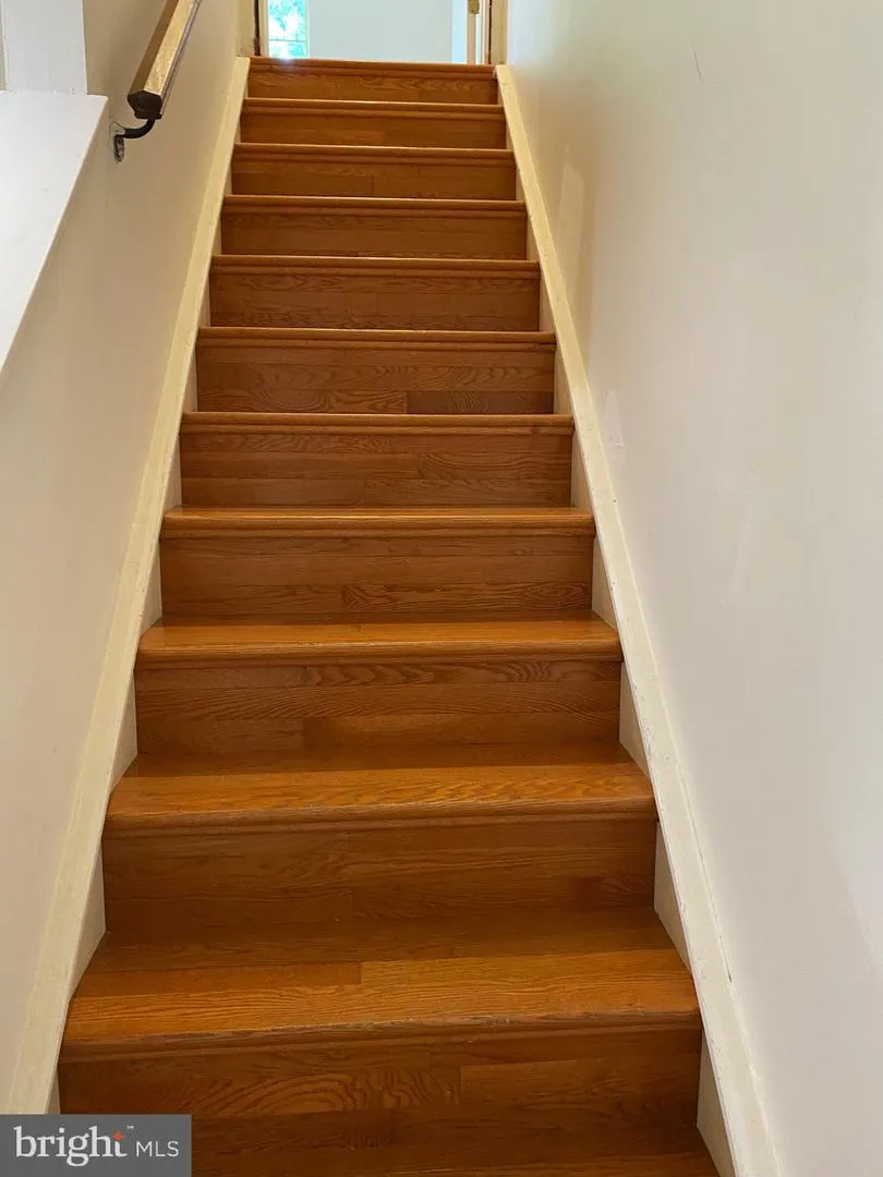 8122 PARKDALE COURT Springfield, VA 22153