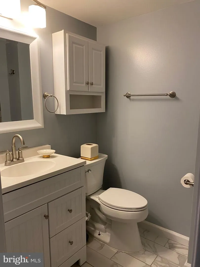 8122 PARKDALE COURT Springfield, VA 22153
