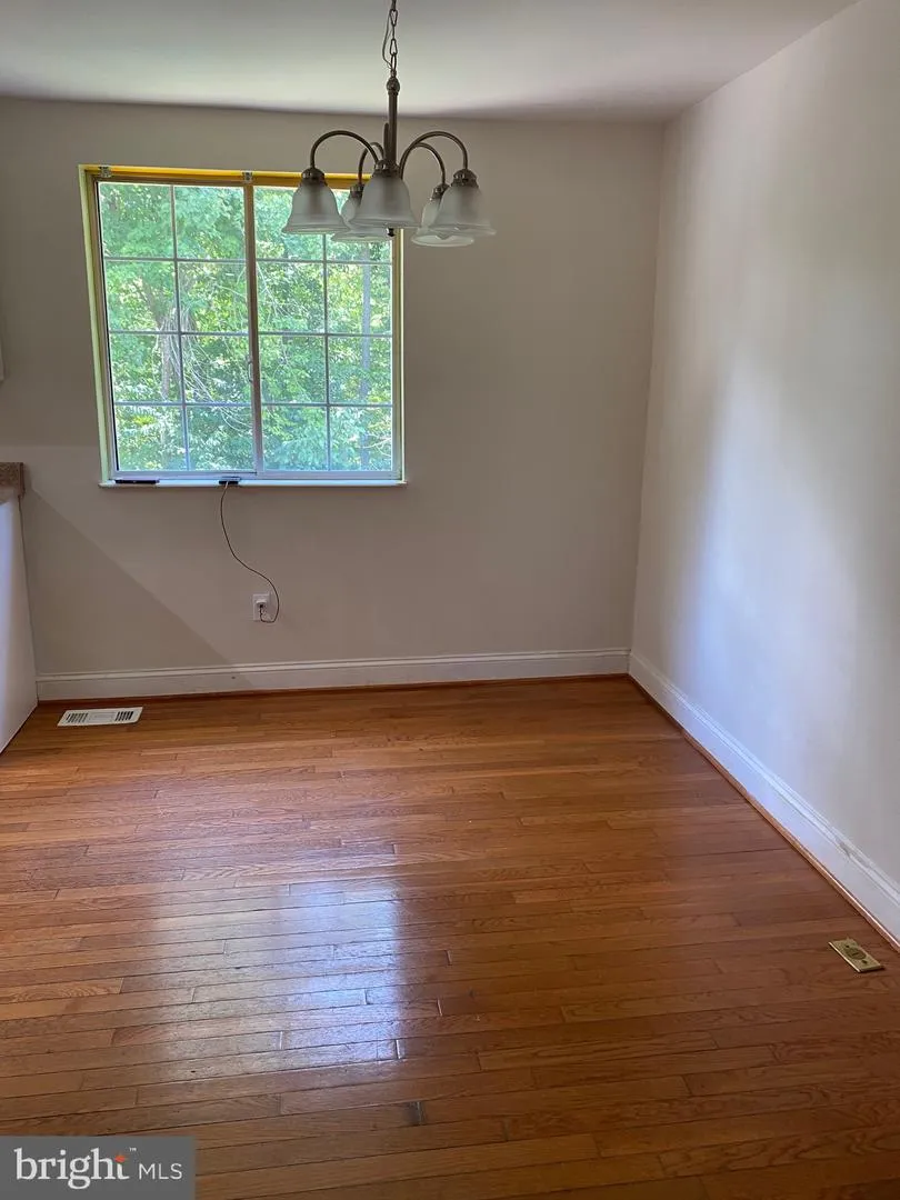 8122 PARKDALE COURT Springfield, VA 22153