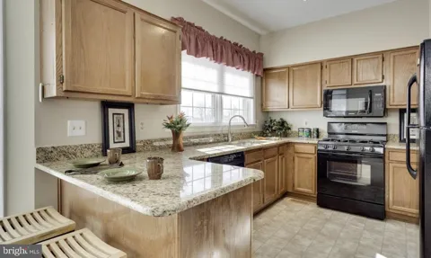 5511 VILLAGE CENTER DRIVE