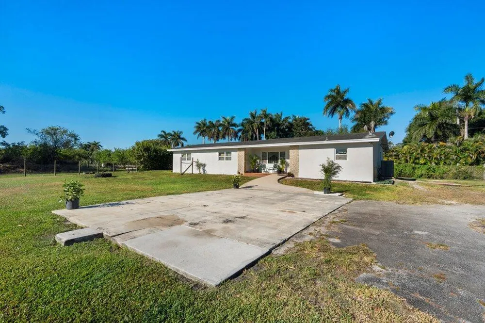 5400 SW 162ND AVENUE Southwest Ranches, FL 33331