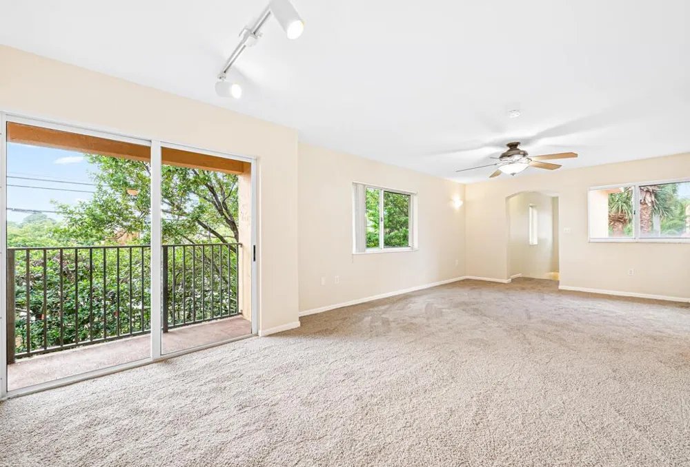 900 Scotia Drive #206 Hypoluxo, FL 33462