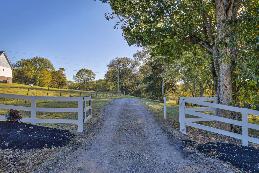 1380 Haley Rd Watertown, TN 37184