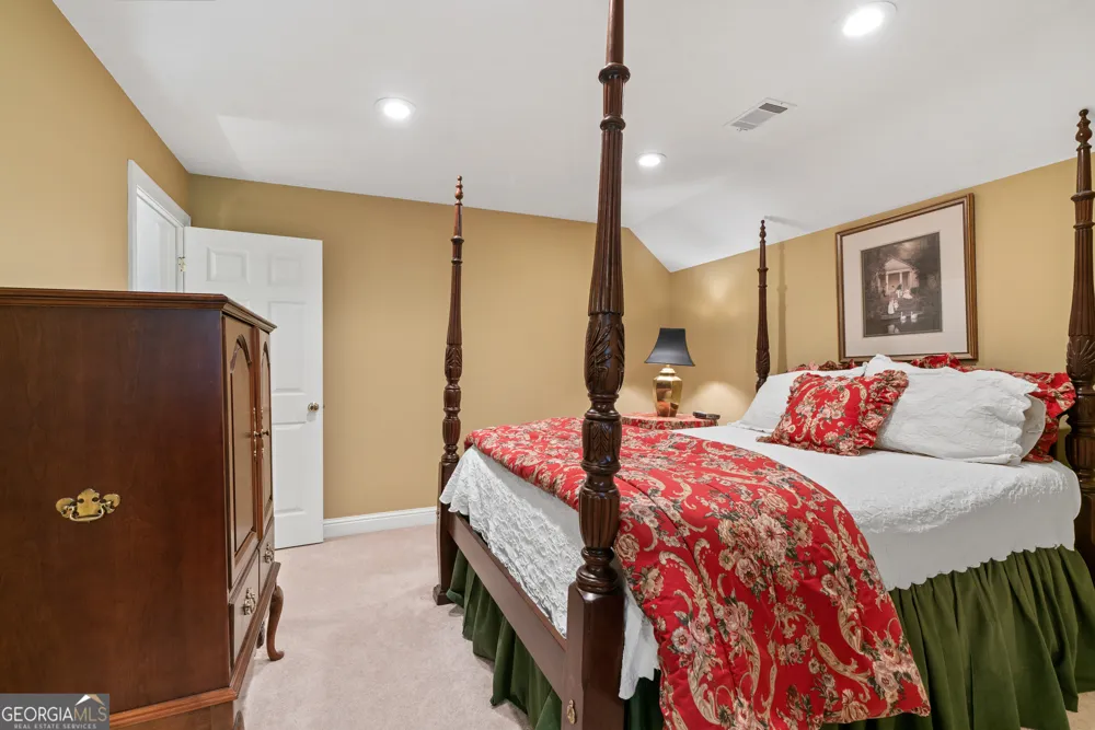 100 S Haven CT Macon, GA 31210