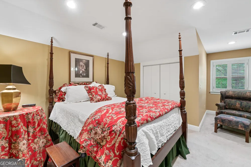 100 S Haven CT Macon, GA 31210