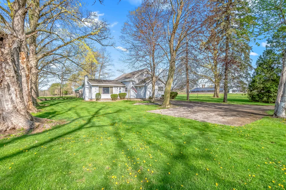 650 Boone Road Quincy, MI 49082