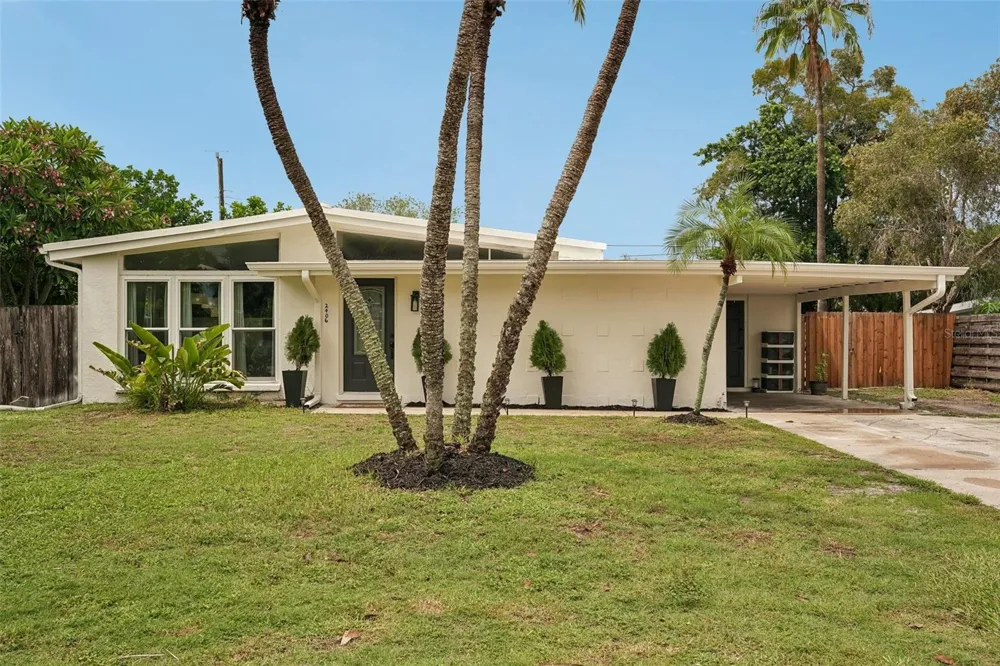 2406 FLORIDA BOULEVARD Bradenton, FL 34207