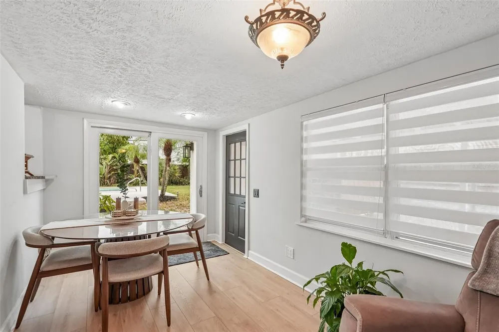 2406 FLORIDA BOULEVARD Bradenton, FL 34207
