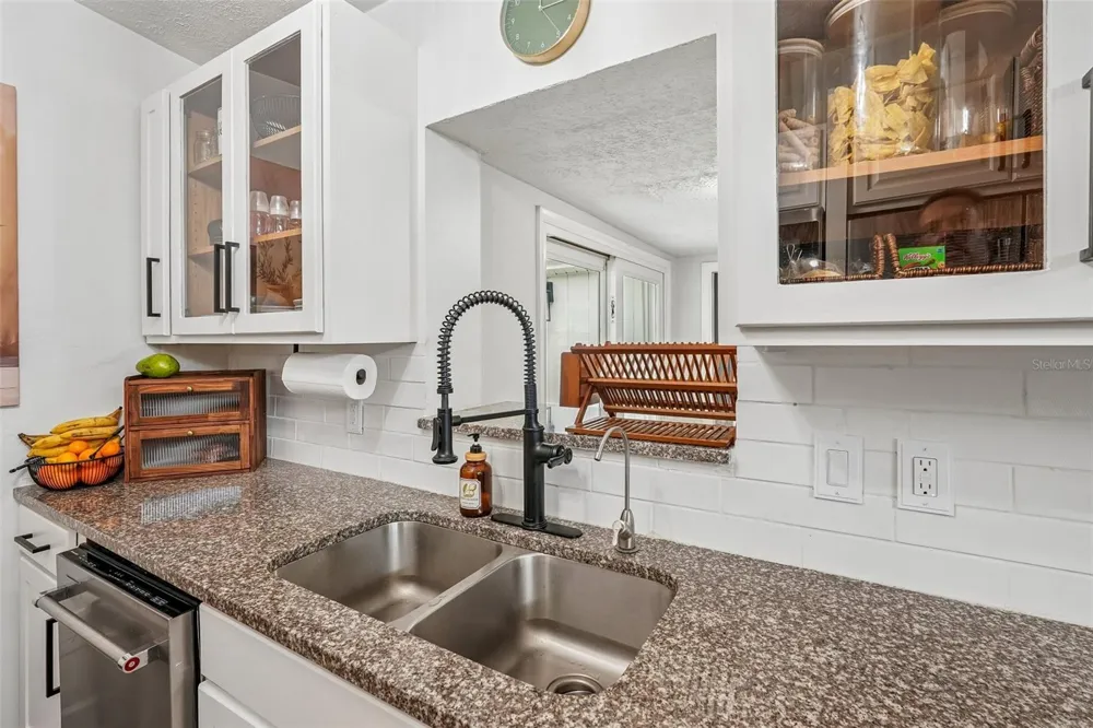 2406 FLORIDA BOULEVARD Bradenton, FL 34207