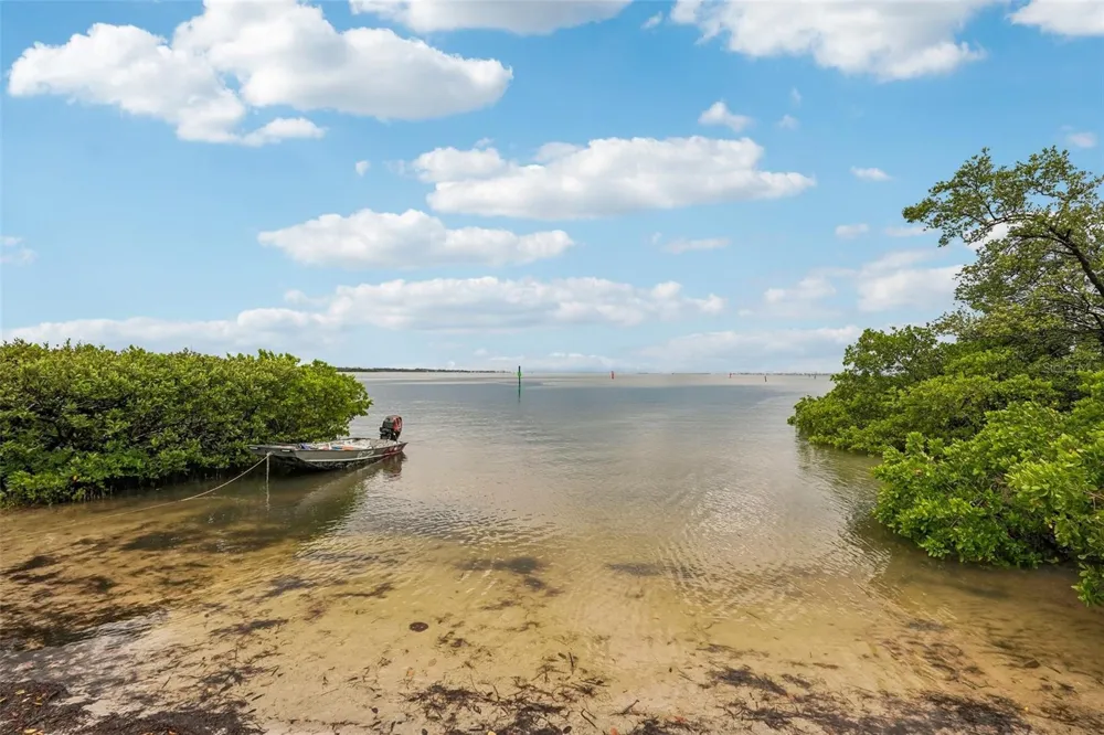 2406 FLORIDA BOULEVARD Bradenton, FL 34207