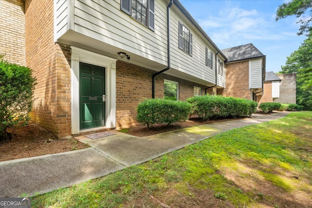 360 Winding River DR Sandy Springs, GA 30350