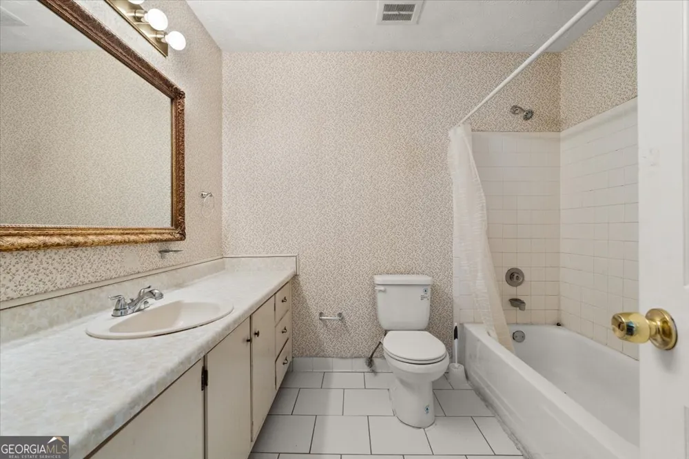 360 Winding River DR Sandy Springs, GA 30350