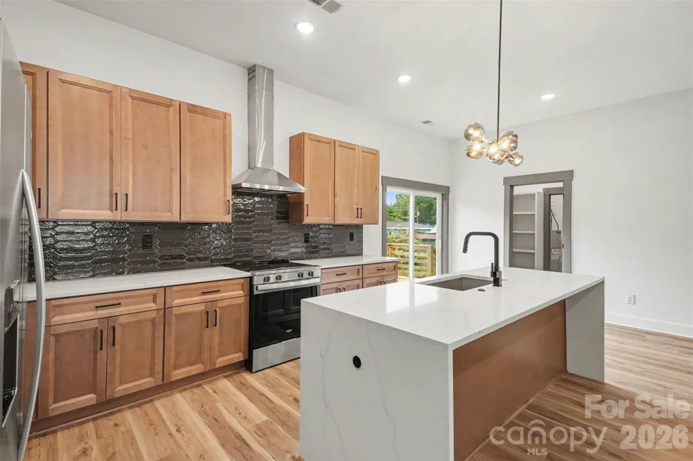 504 E 24th Street Kannapolis, NC 28083