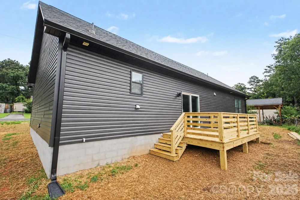 504 E 24th Street Kannapolis, NC 28083