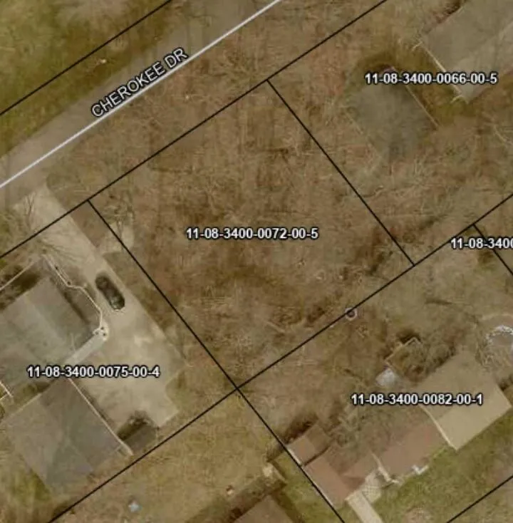 6900 Cherokee Drive Coloma, MI 49038