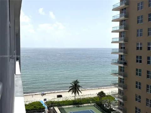 1904 S Ocean Dr #1206