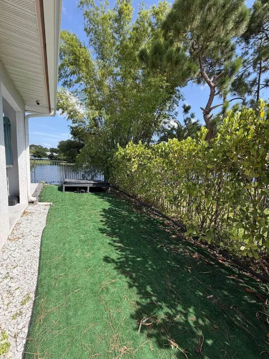 120 SARATOGA BOULEVARD W Royal Palm Beach, FL 33411