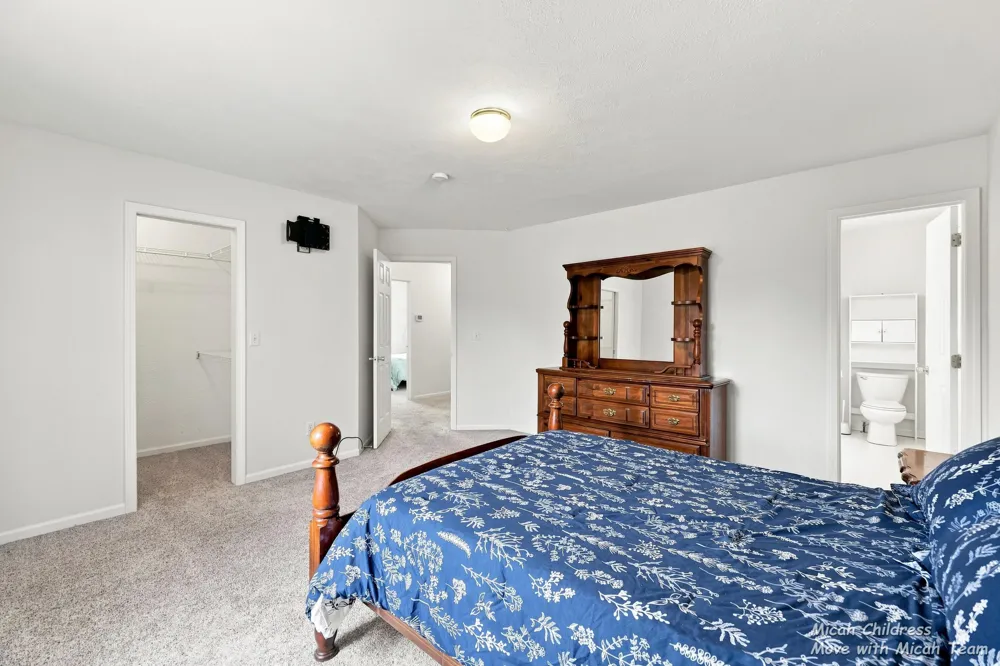 2700 Cape Coral Drive SW Wyoming City, MI 49418