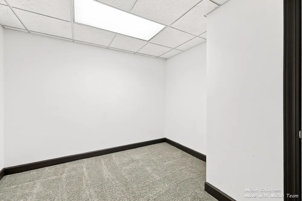 2700 Cape Coral Drive SW Wyoming City, MI 49418