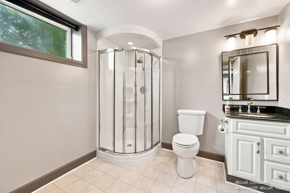 2700 Cape Coral Drive SW Wyoming City, MI 49418