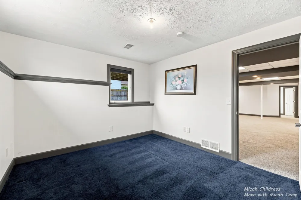 2700 Cape Coral Drive SW Wyoming City, MI 49418